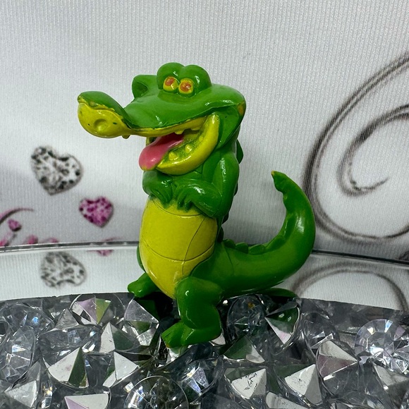 Disney Peter Pan Crocodile Tick Tock Mini Figure smirking laughing teeth - Picture 1 of 5